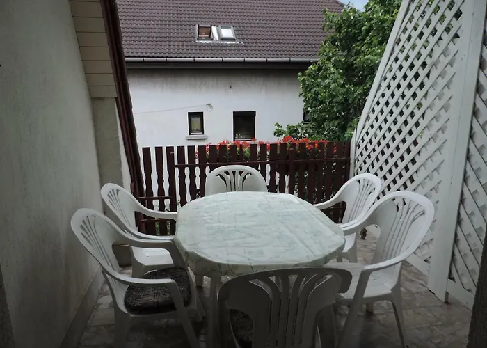 Fuevesi Vendeghaz Pensiune 3*